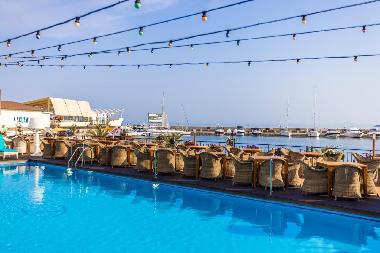 Hotel Palace Marina Dinevi Sveti Vlas Esterno foto