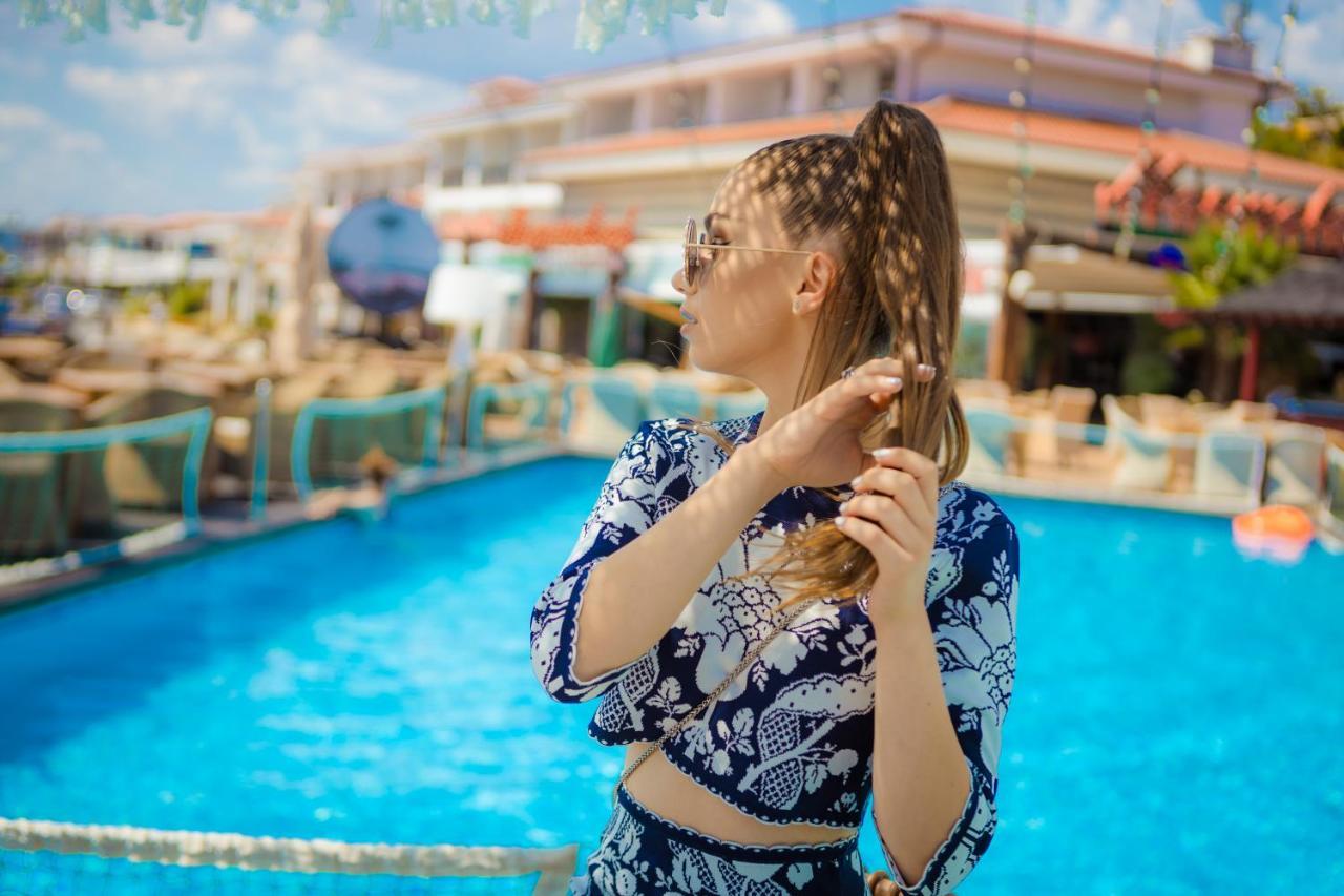 Hotel Palace Marina Dinevi Sveti Vlas Esterno foto